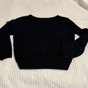 Classic Black Women's/Juniors Sweater XS